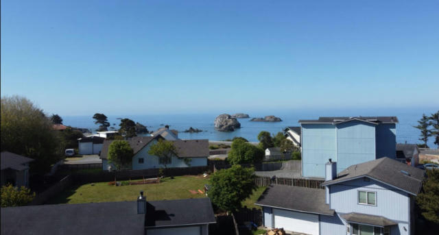 000 WHALEVIEW COURT, CRESCENT CITY, CA 95531 - Image 1